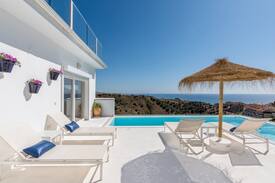 Torreblanca Villa | La Veranda | Slow Life at a Mediterranean Haven