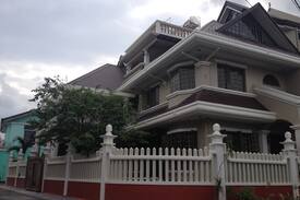 Legazpi Bed & Breakfast | Tia Beth's Bed and Breakfast- Lada