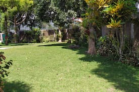 Ciloto Villa | Villa Puncak Private pool,Wifi,Air panas,40 orang
