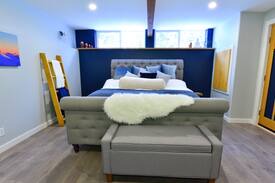 Salmo House | Dragonfly garden suite