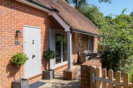 Cranleigh House | Former Recording Studio, Cranleigh, Surrey Hills