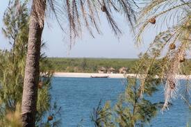 Ile de Dionewar Bed & Breakfast | DIONEWAR A FELA