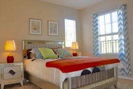 Northwood Point House | New decorated townhouse in heart of irvine