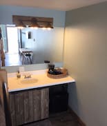 Homer Hotel | Salty Stays - Oceanfront Room #1