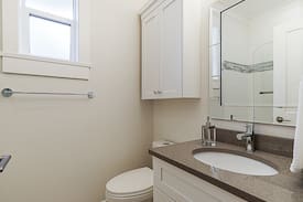 Eastern Hillsides House | Kingston Suite! Mountain View/Hot Tub/Pool Table
