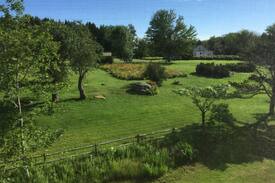 Blue Hill Apartment | Waterside Apartment at the Historic Hen House
