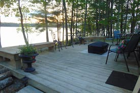 Fletchers Landing Cabin | Camp on private Beach / Bears Den / Graham Lake