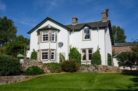 Longforgan House | Carmichael Farmhouse - Between Dundee and Perth