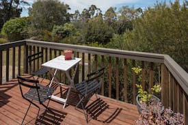 Blackmans Bay House | "MiMs" Bush/farm stay (Hobart area) walk to beach