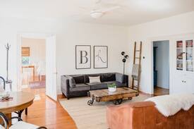 Carrying Place House | Babcock-Hubbs House in Prince Edward County