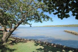 Lowlands House | Sunny Daze - Beachfront bungalow with private pool