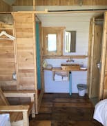 Souris House | ShantyStay Accommodations-Sleeping Cabin Souris