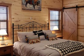 Hempstead Other | Llamas & Pool Farmhouse in Hempstead, Texas