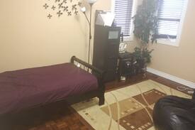 Vaughan House | 1 bedroom across from Canada's Wonderland