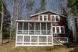 Jaffrey House | Thorndike Pond Waterfront Cottage