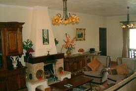 Albufeira Villa | VILLA CASA TREVI - South facing, Free Fibre Wi-Fi.