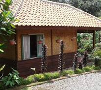 Cileles House | Saung aksara.