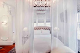 Bethlehem House | Dr&Sir Princess Suite HistoricDistrict 5StarLuxury