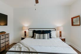 Murfreesboro House | NEW Maple Manor | Murfreesboro Luxury Townhouse