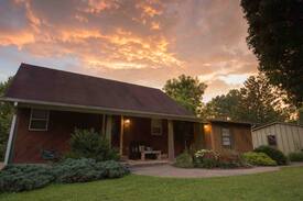 Saint Helens House | The Old Orchard Inn. (No Cleaning Fee!)
