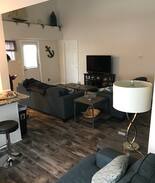 Conneaut Lakeshore House | Lucky Days