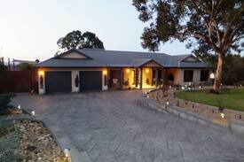 Central Mudgee Bed & Breakfast | Linton B&B -Let our family look after yours.