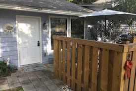 East Hill House | East Hill Bungalow, Suite #2 (3 suites on site)
