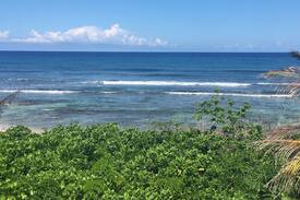 Isla de Utila House | Private Oceanfront Home at Pumpkin Hill Beach