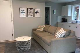 Ucluelet House | Blueberry Hill Guest Suite