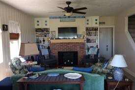 Lusby House | WATERFRONT—Cove Point Beach House