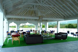 Runaway Bay Villa | Little Savoy Guest House