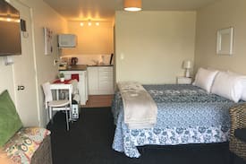 Moeraki Apartment | Anchor Inn