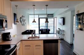 North Buckhead Apartment | Luxurious Highrise Haven (City View)
