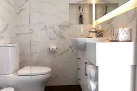 Healesville House | Stargazer - A new cottage walking distance to town