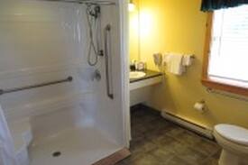 Pomquet Cabin | Moose Den