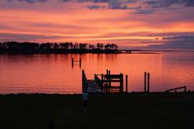 Cambridge House | Captains Quarters on The Bay