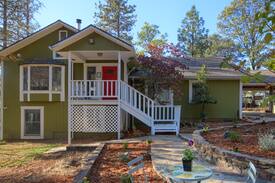 Mariposa House | Early Manor - AUTUMN SPECIAL!!