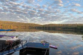 Lake Bennett House | Kookaburra Cottage - Reflecting Tranquility