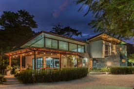 Coco Villa | Villa Sadhana - modern beach oasis / host up to 16