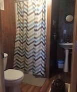 McArthur House | Honey Bee