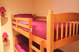 Dundalk House | Self Catering Holiday Home Bird Cottage
