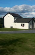 Clonard Cabin | Chapel Meadow lodge, Clonard, Enfield, Co Meath.