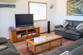Port Broughton House | Hurtles
