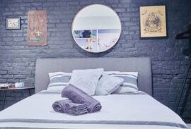 Cypress Hills Apartment | Cozy + Artsy Studio Apt in Cypress Hills- Brooklyn