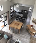Westcliff House | Driftwood House Close to Whale Watching