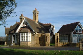 Westerham House | BRASTED LODGE, Westerham, nr Sevenoaks, Kent
