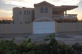 Gonaives House | Mathieu manor housing