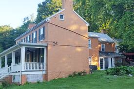 Bakerton House | Stay at LARGE, Historic Home & enjoy 5 star BBQ