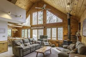 Campton Villa | Caldon Cabin - Waterville Estates Log Home Getaway
