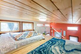 Nob Hill House | The Nob Hill Tiny House ~ An Upscale Cabin Retreat